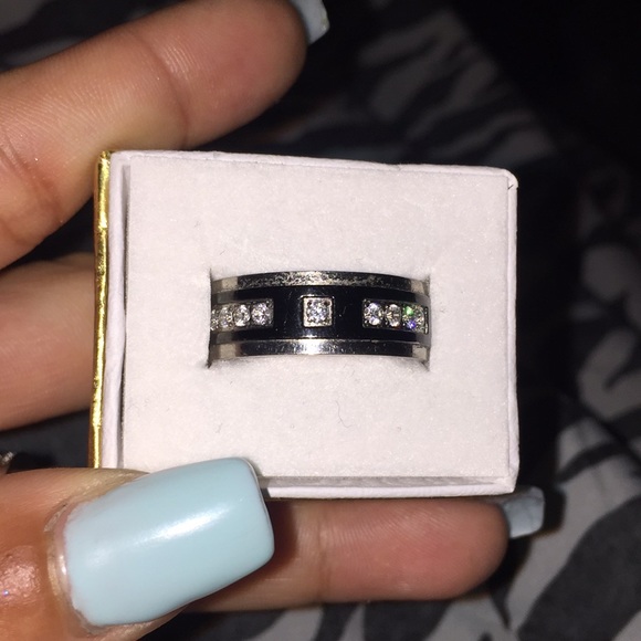 Jewelry - Men’s Wedding Band